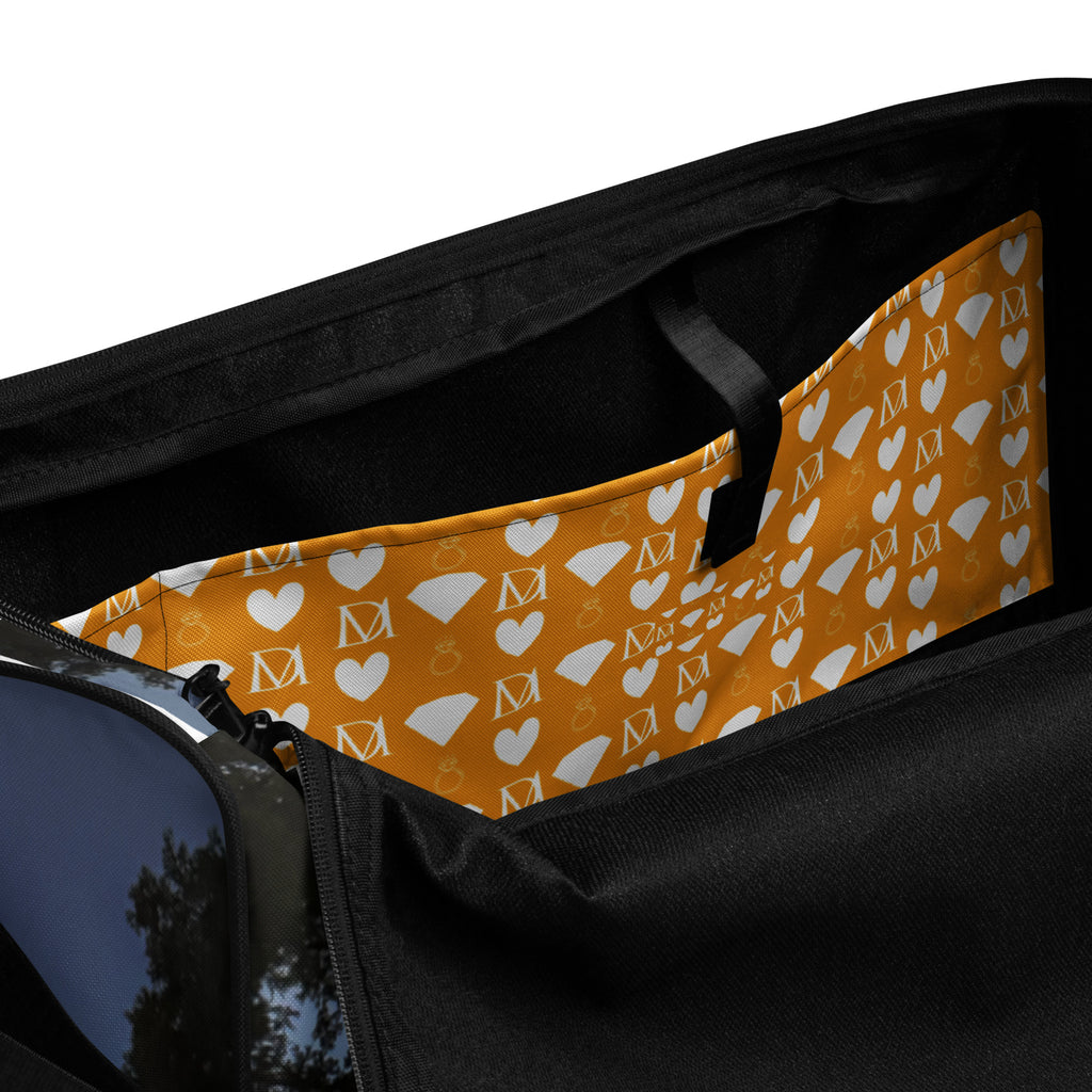 Daemon Luxury Crescent City Tarmin Honeybees all-over-print duffle bag with white interior pocket, stylish and spacious for travel.