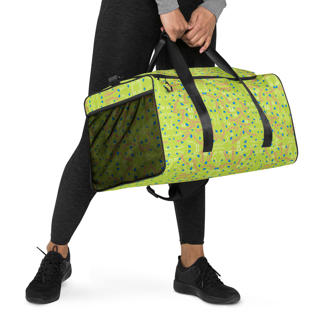 Daemon Luxury Picasso Mirrors Borsone duffle bag with all-over white print, right front view showcasing spacious design and stylish pattern.
