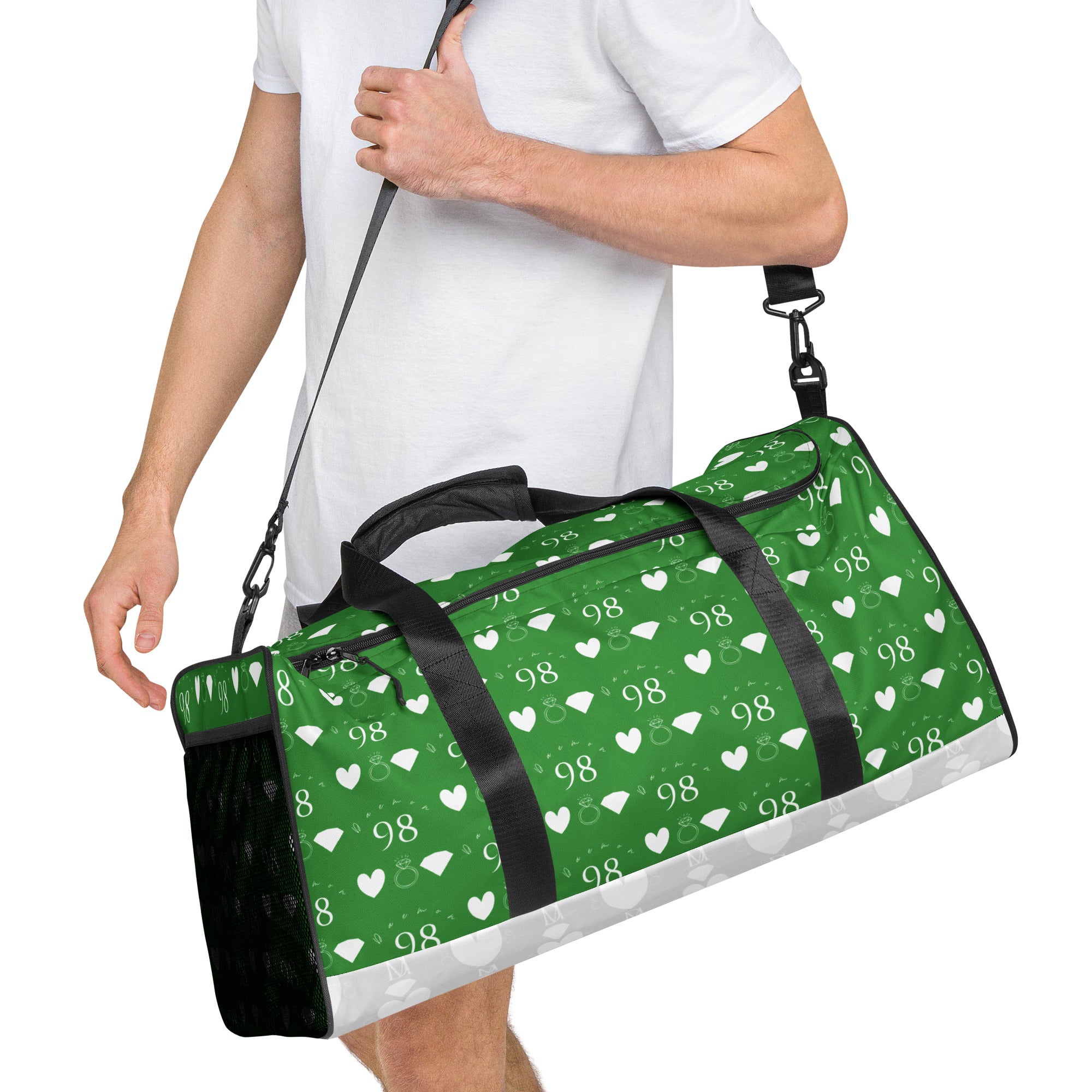 Daemon Luxury Belly Red’s Garden Borsone duffle bag with all-over floral print on white background, right front view.