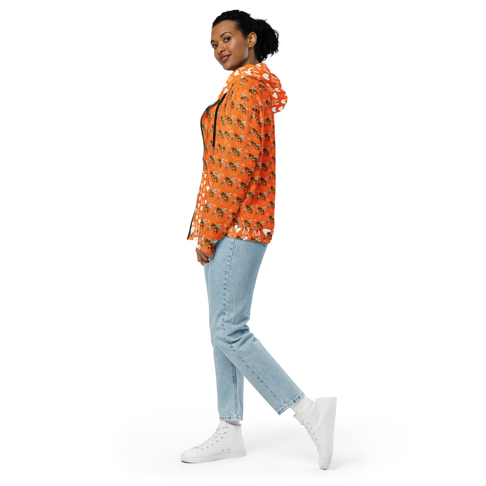 White Daemon Luxury Quintara’s Sunset California Honeybee recycled unisex zip hoodie with all-over sunset print design.
