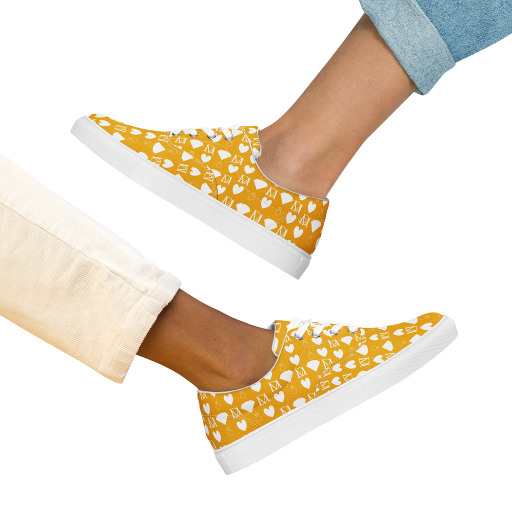 White lace-up canvas shoes for women from Daemon Luxury with frosted diamond accents and stylish design.